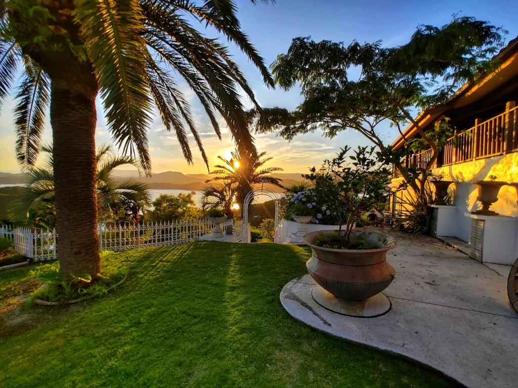 Κήπος έξω από το Sunset Terrace