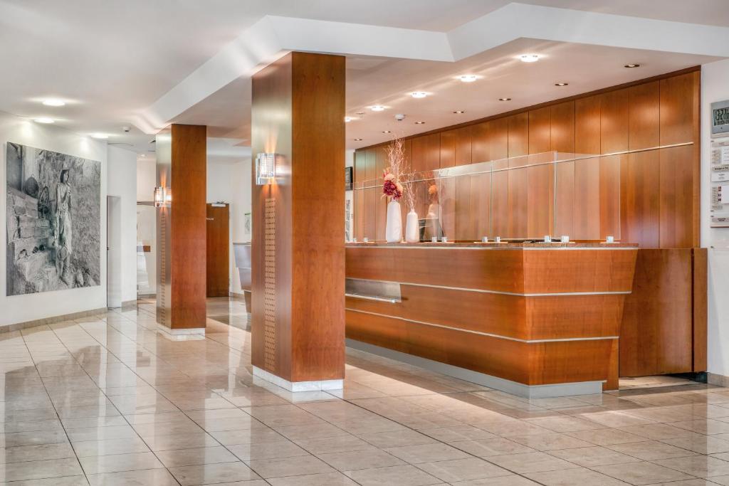 Vstupní hala nebo recepce v ubytování PARKHOTEL Hameln - ehemals Mercure Hotel Hameln