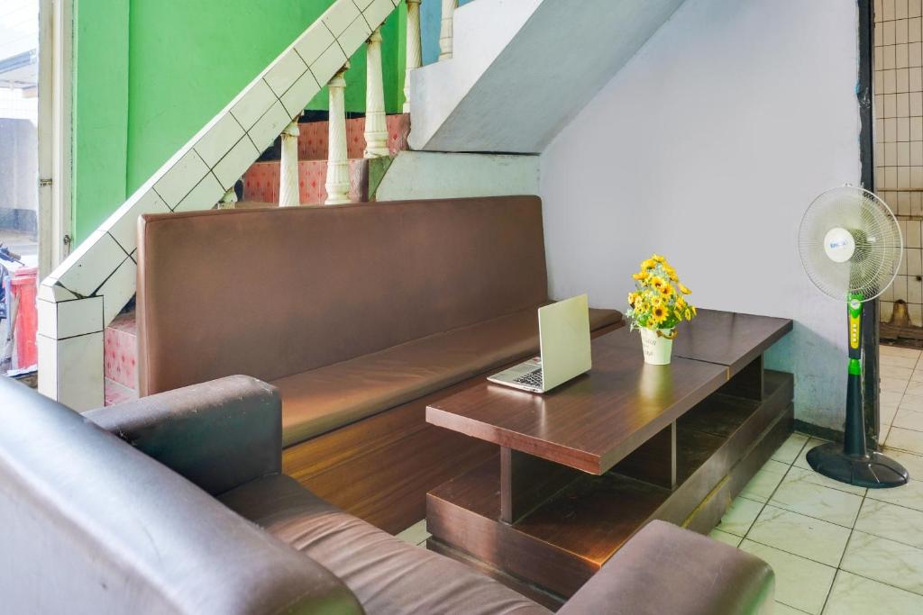 Posezení v ubytování SPOT ON 91797 Mutiara Guest House