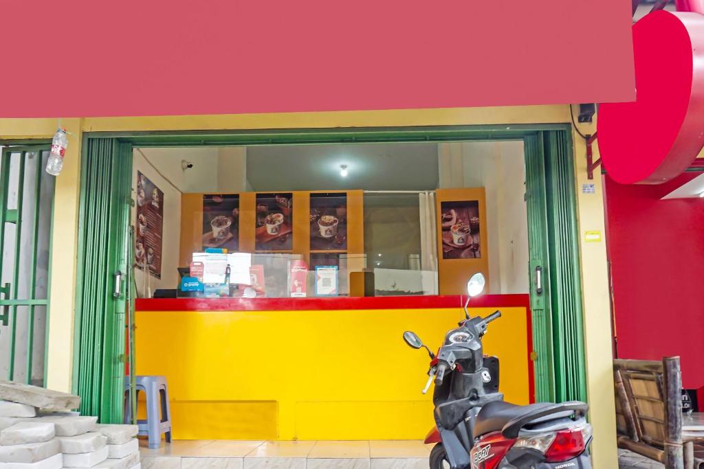 Fotografie z fotogalerie ubytování Super OYO Capital O 91790 S1 Residence v destinaci Tangerang
