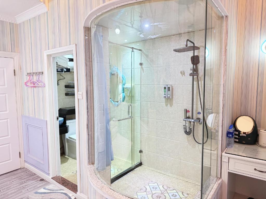 Vannas istaba naktsmītnē Gulangyu Yuanzhongyuan Homestay