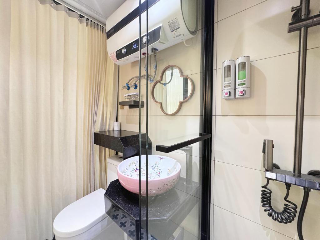 Vannas istaba naktsmītnē Gulangyu Yuanzhongyuan Homestay
