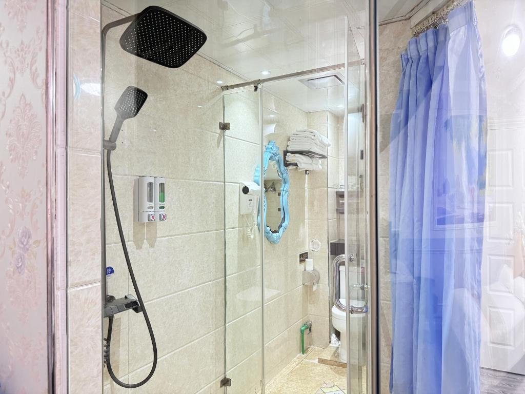 Vannas istaba naktsmītnē Gulangyu Yuanzhongyuan Homestay