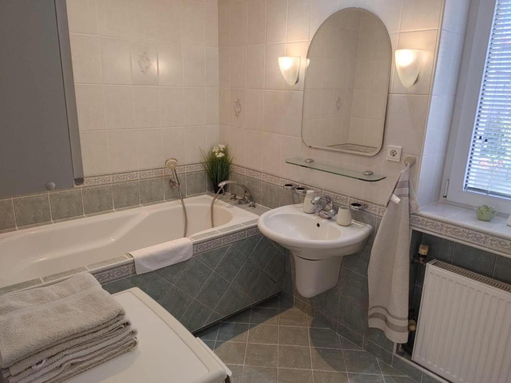 Kúpeľňa v ubytovaní Apartament Julia