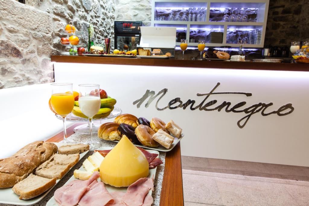Hotel Montenegro Compostela - Resim 36