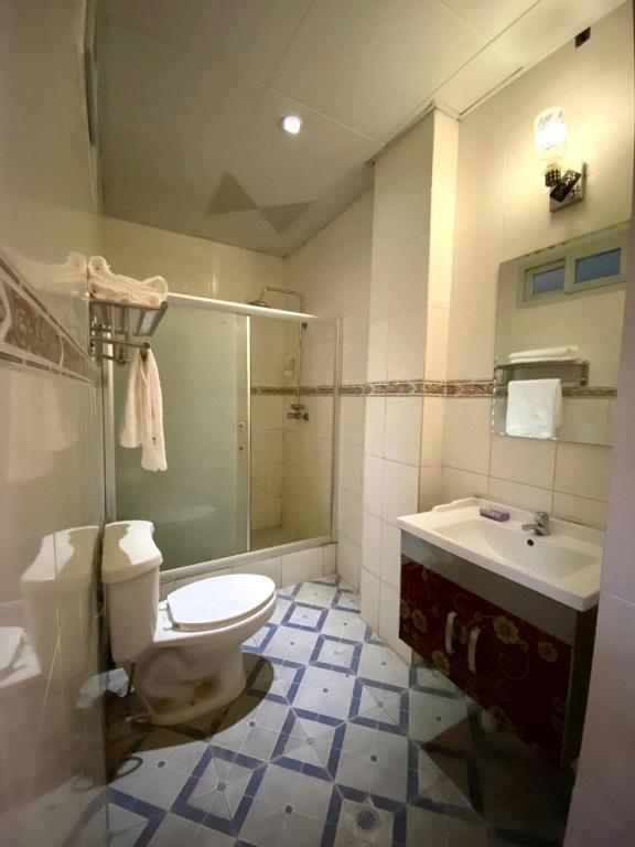 Bilik mandi di Hotel Guanacaste