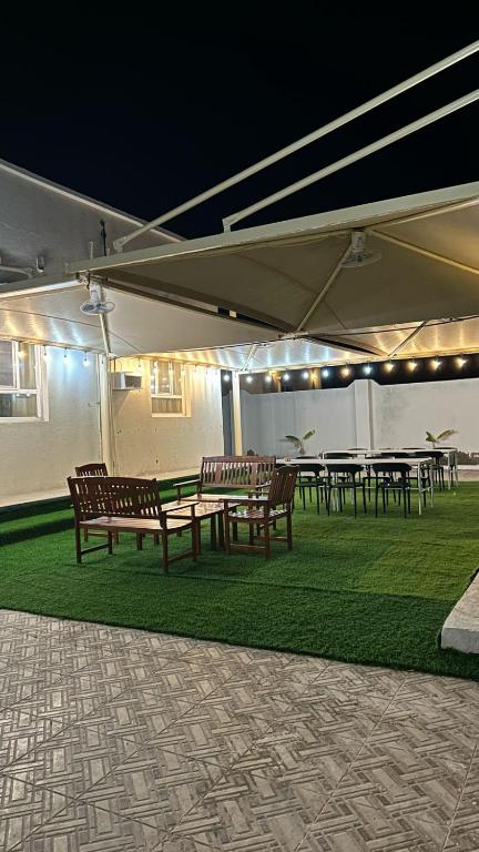 Restavracija oz. druge možnosti za prehrano v nastanitvi Afaq guest house