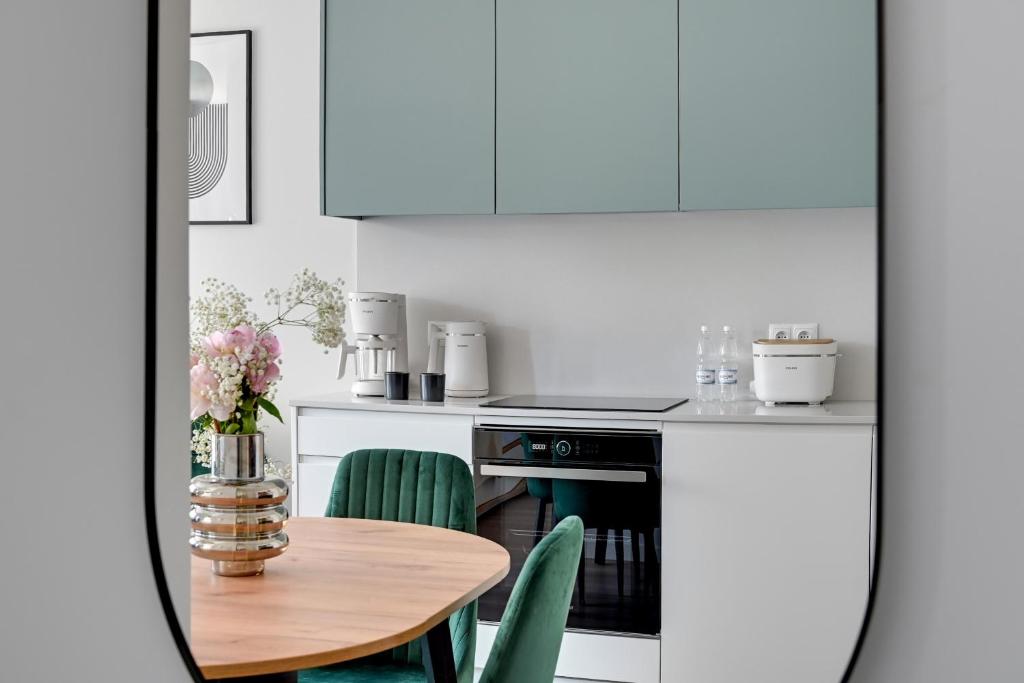 Gdańsk Old Town Scala H suites with Parking by Lion Apartments - 16