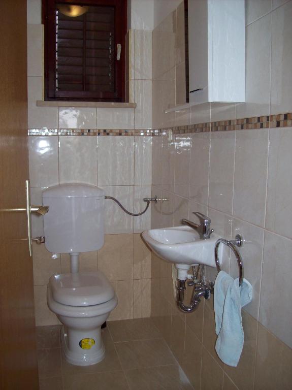 Koupelna v ubytování Apartment Monfiorenzo 11