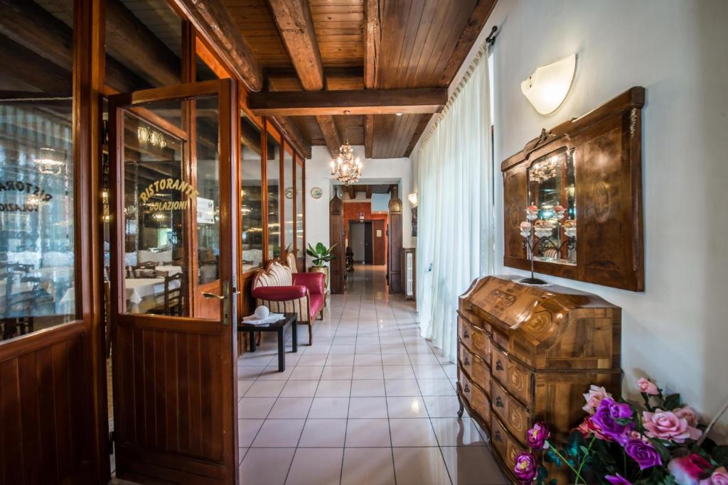 Posezení v ubytování Hotel Johnson
