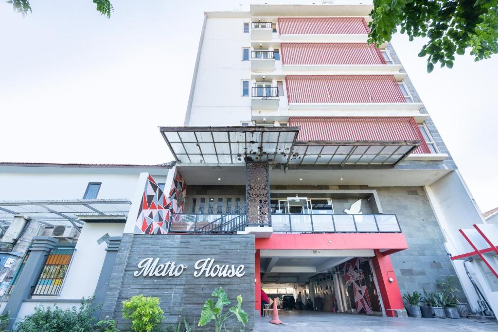 Budova, kde se hotel nachází
