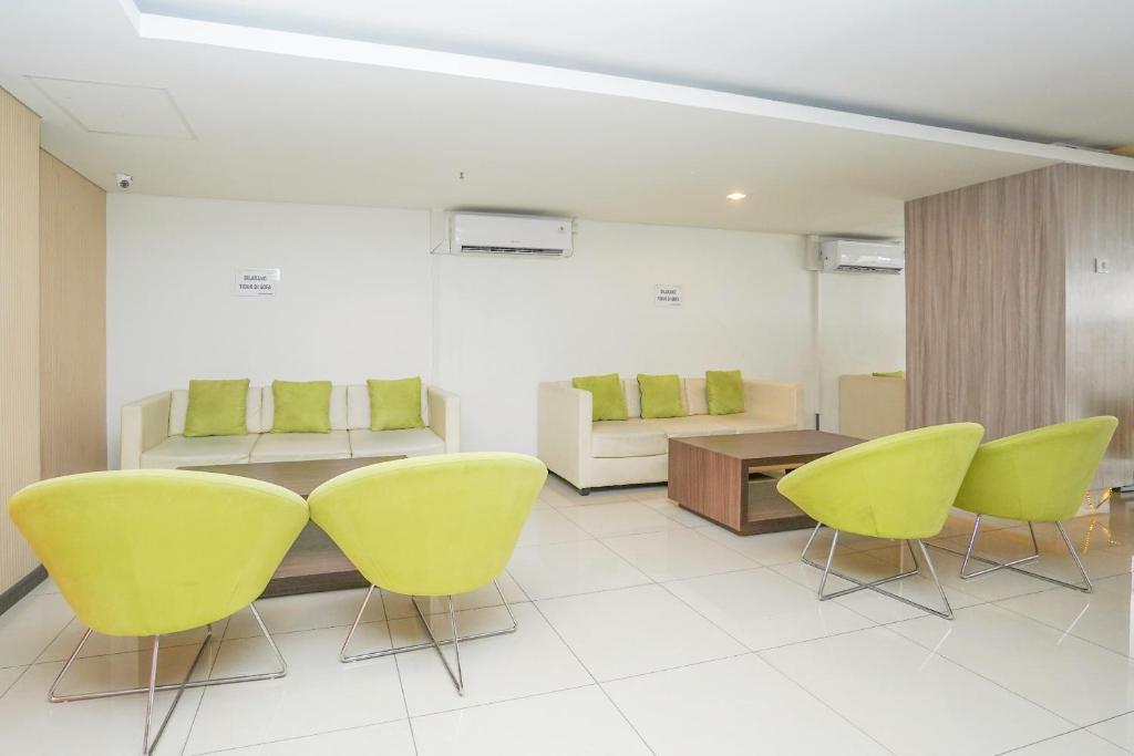 Istumisnurk majutusasutuses Super OYO Capital O 91962 Pavilion Permata Surabaya