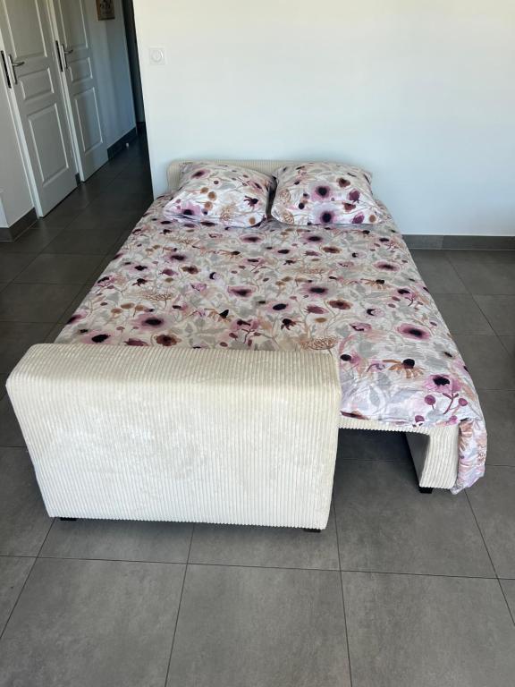 Postel nebo postele na pokoji v ubytování T3 Labenne capacité 6 couchages 10min de la plage