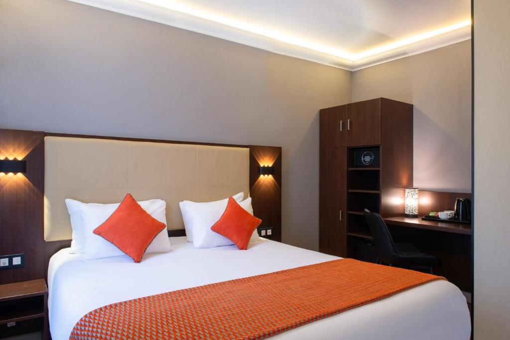 Hotel Cactus photo