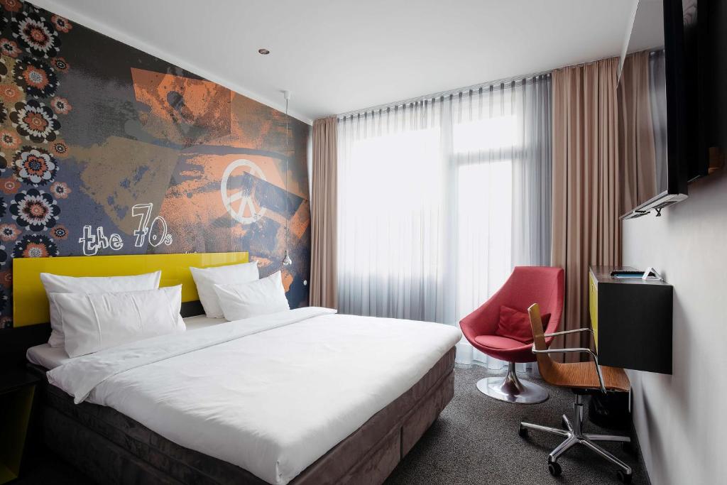 TV a/nebo společenská místnost v ubytování Hotel Berlin, Berlin, a member of Radisson Individuals