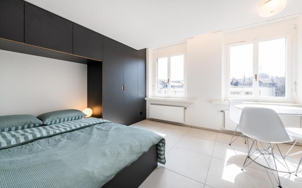 Modern 1 room apartment in district 4