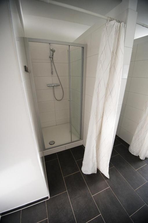 Koupelna v ubytování Hostel Messe Laatzen
