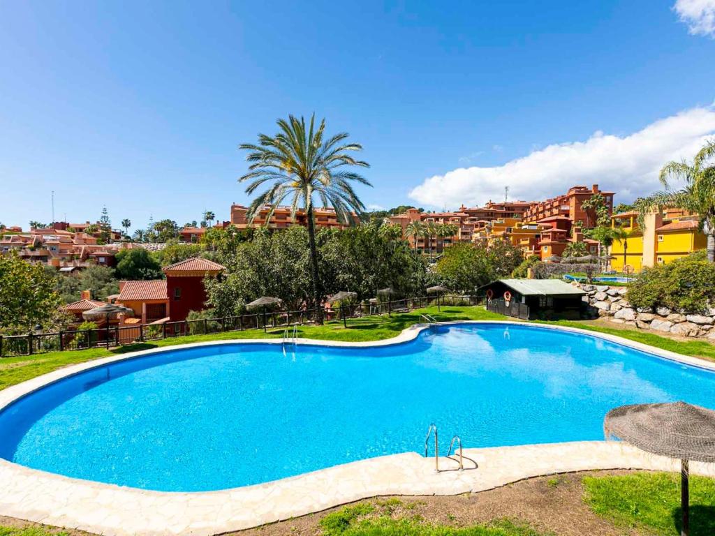 Relaxing Marbella Apartment with Pool - Pass the Keys