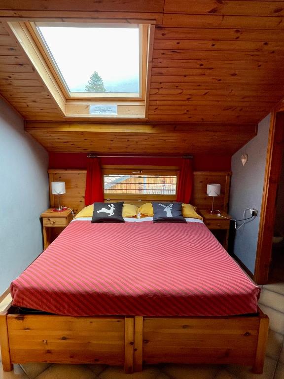 Voodi või voodid majutusasutuse Hotel Carrara toas