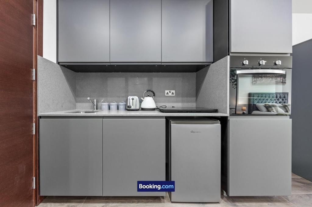 Stylish Studio Apt By Stay Smart Short Lets & Serviced Accommodation Golders Green With Free WiFi - Apartamento Estudio