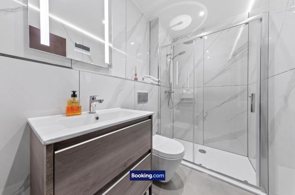 Stylish Studio Apt By Stay Smart Short Lets & Serviced Accommodation Golders Green With Free WiFi - Apartamento Superior