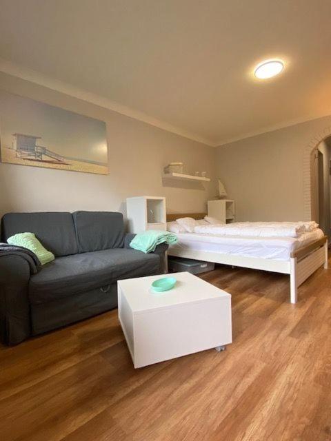 Postel nebo postele na pokoji v ubytování Haus Schwanensee Wohnung 24