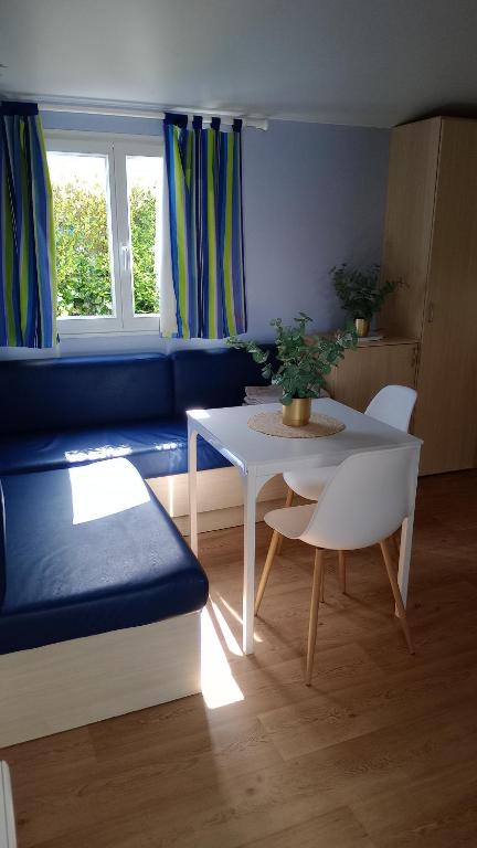 Posezení v ubytování Mobil-home camping 4 étoiles cancale