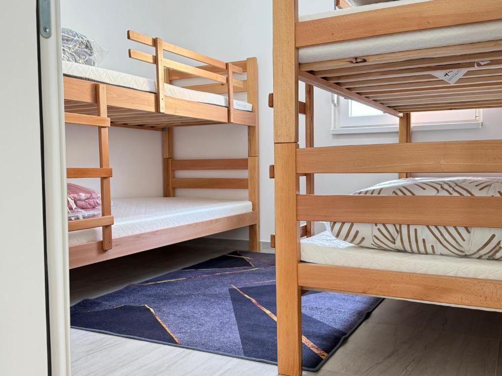 Ένα ή περισσότερα κρεβάτια σε δωμάτιο στο Belgrade Airport Luxury single bed