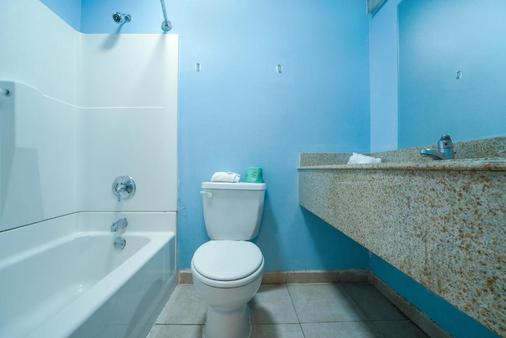 Koupelna v ubytování OYO Hotel Midland