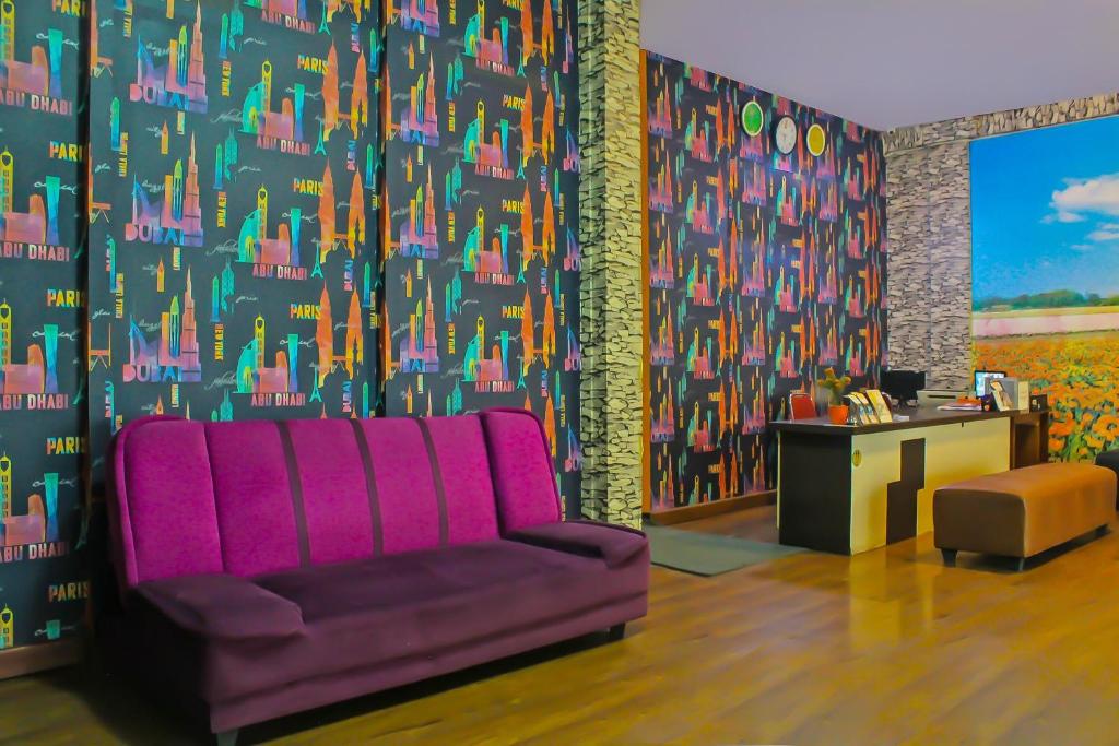 Posezení v ubytování Collection O 92268 Hotel Aero