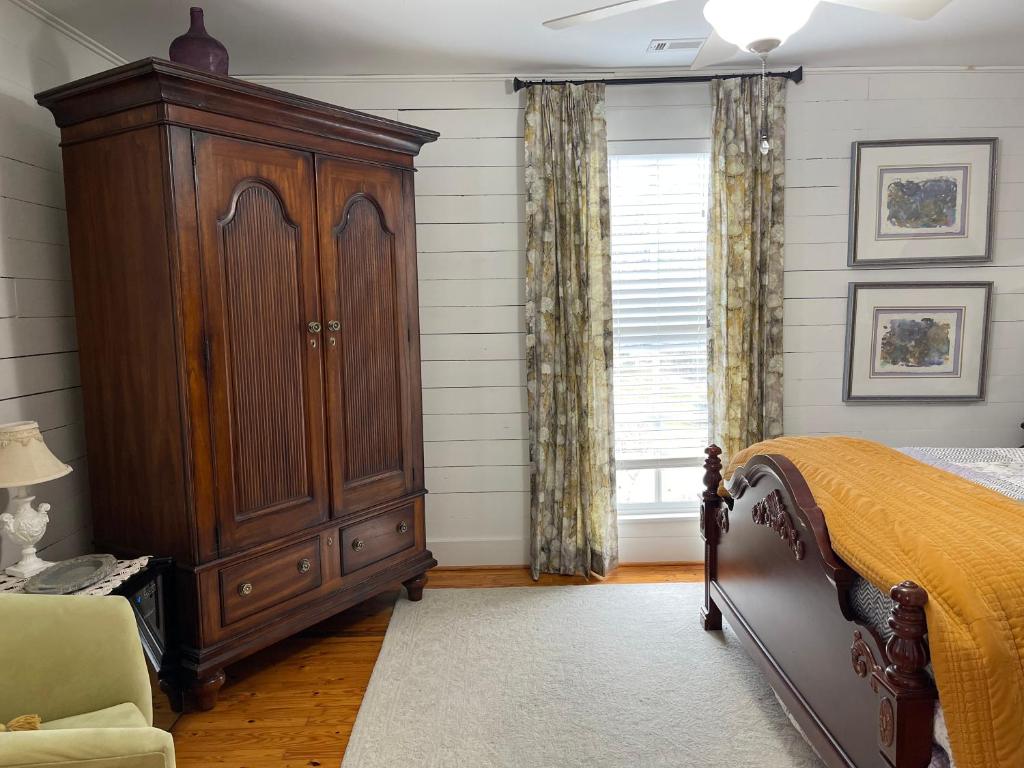 Yellow Daisy Bed and Breakfast - Double Room