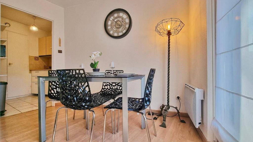 Chez Coralie - T2, 2 pers, parking, balcon – photo 22