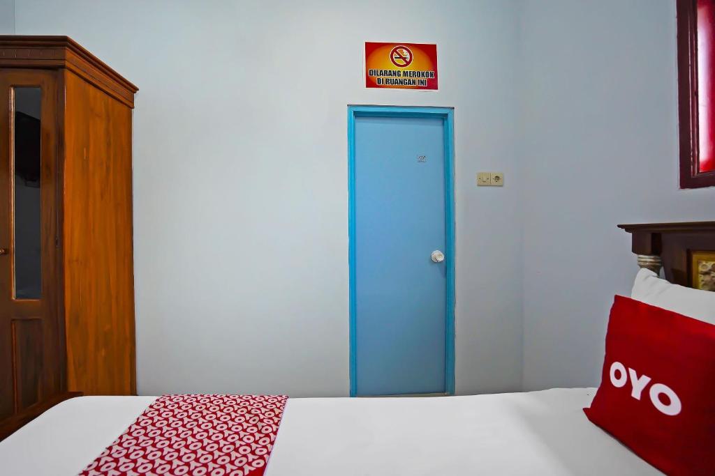 OYO 92416 Salsabila Homestay - Standart Çift Kişilik Oda