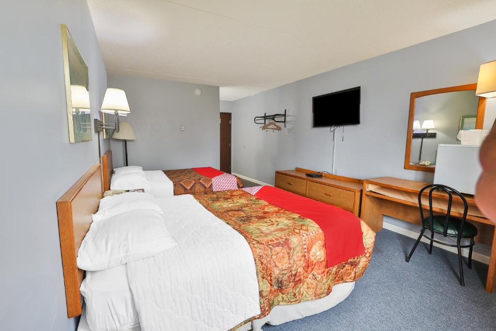 OYO Hotel Pipestone MN, Canterbury Park - 2 张双人床