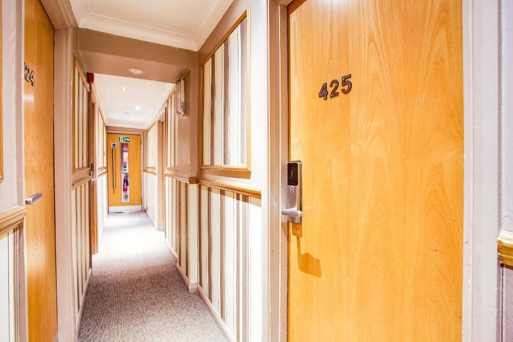 Somerset Hotel Baker Street London - Resim 13