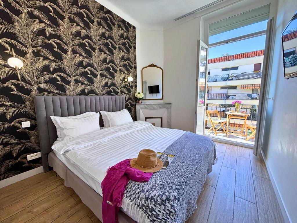 Posteľ alebo postele v izbe v ubytovaní Beautiful 4 beds & 4 baths, 10min from Palais, 4 stars residence