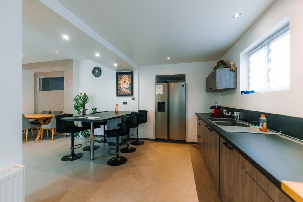 Grand appartement rez de jardin – photo 8