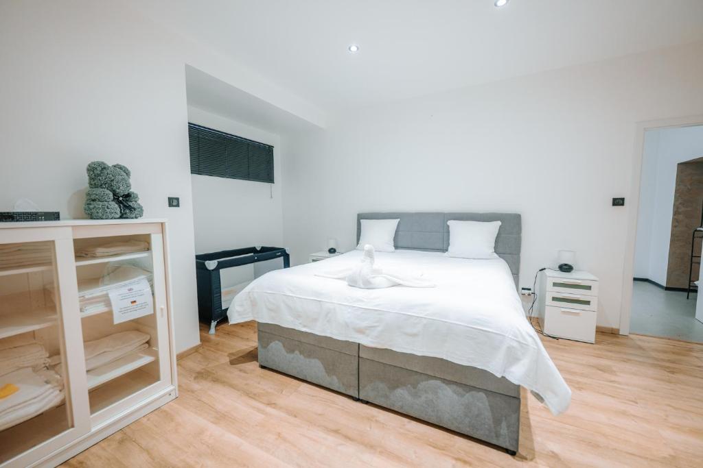 Grand appartement rez de jardin – photo 23
