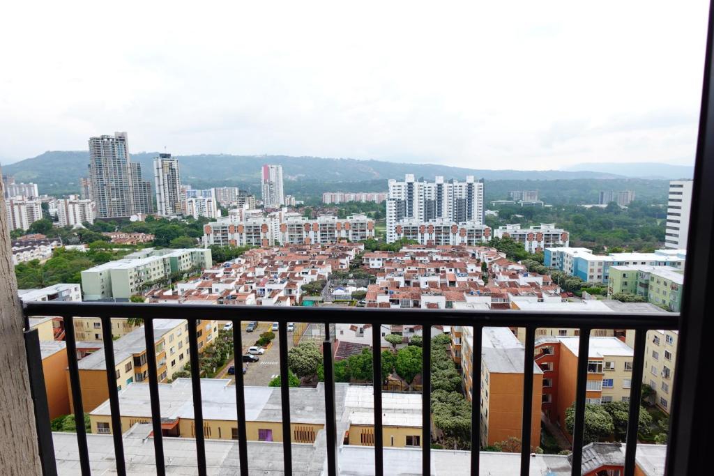 Vista generica su Floridablanca o vista sulla città dall'interno dell'appartamento