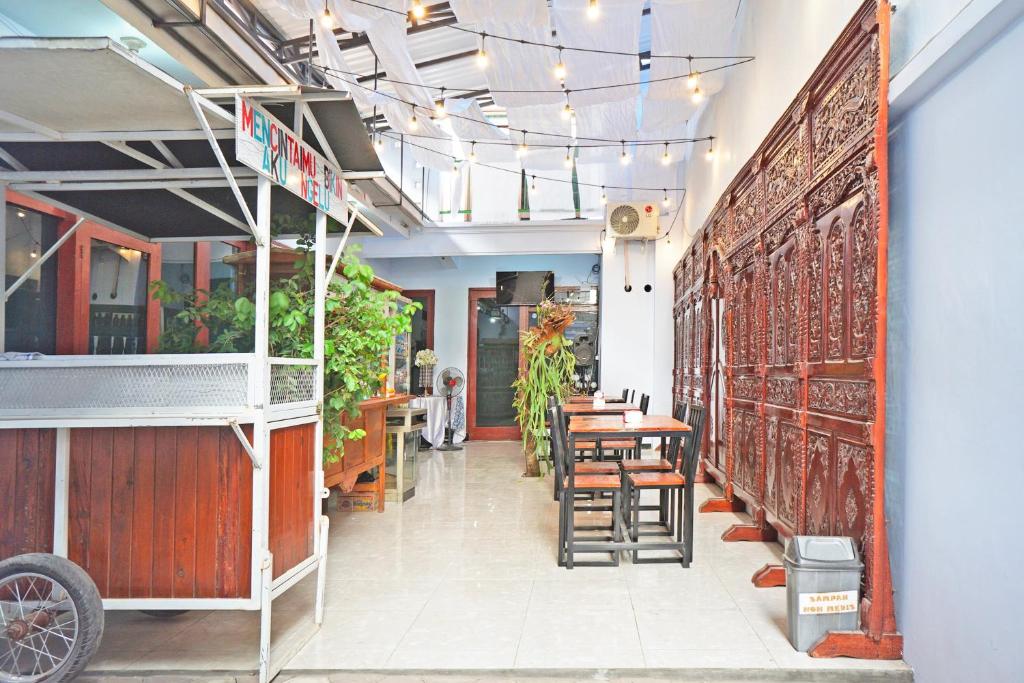 Restaurant ou autre lieu de restauration dans l'établissement Hotel O Trisna Patihan Resort