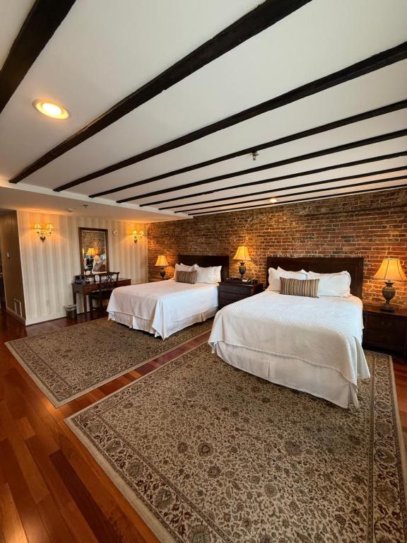 Postel nebo postele na pokoji v ubytování Penn's View Hotel Philadelphia