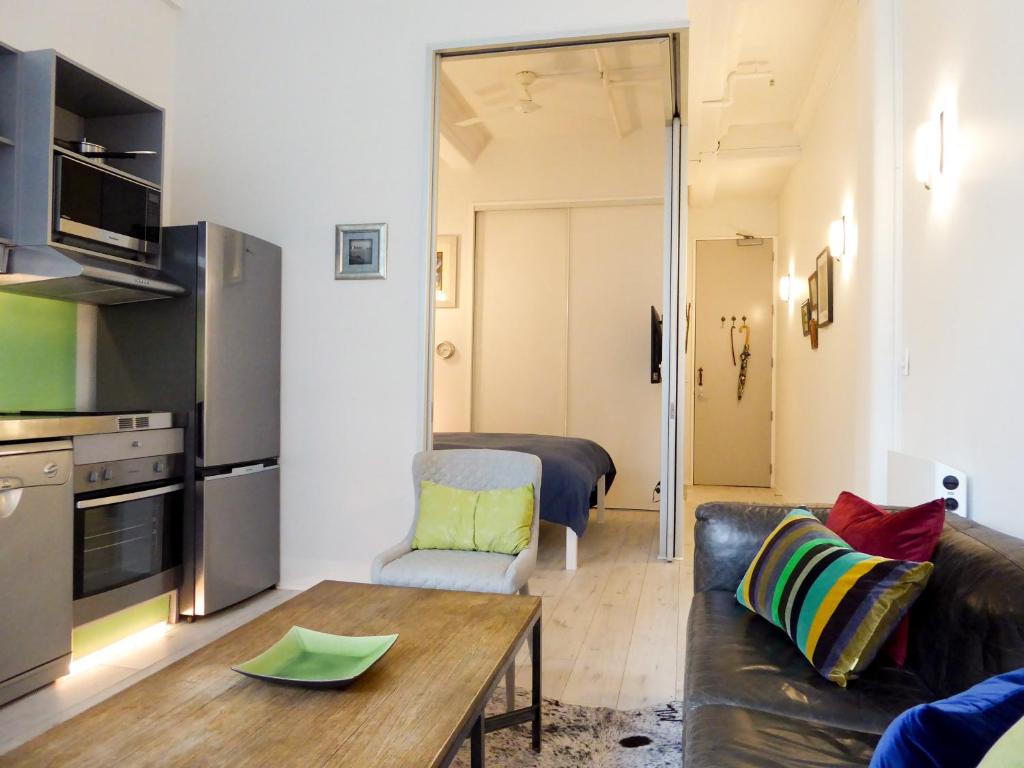 Vintage meets vogue, Auckland CBD - Resim 15