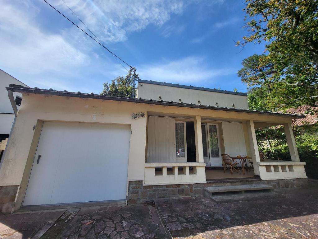 Maison Brévinoise proche de la plage - 5 personnes - FR-1-364-81 - Housity