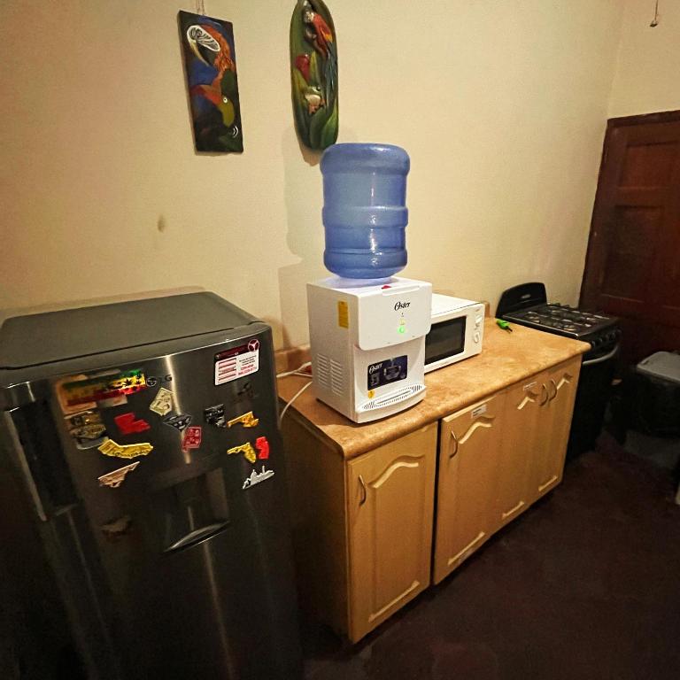 Kuchyň nebo kuchyňský kout v ubytování Stella Hostal - Central Park