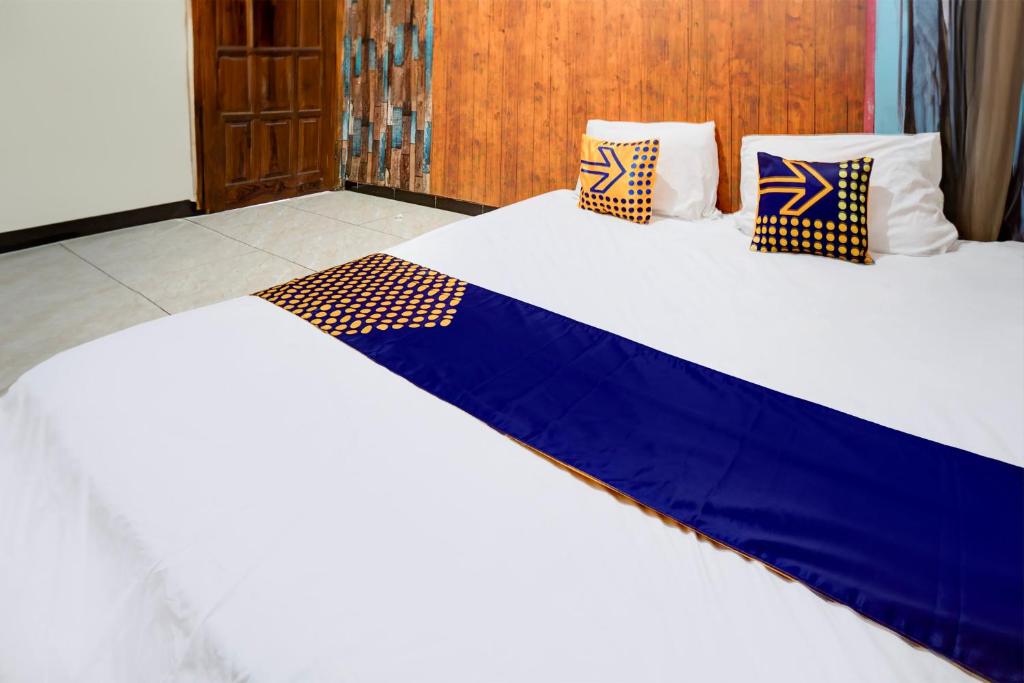 SPOT ON 93149 Karman's Sari 1 Homestay Syariah - Budget Double Room