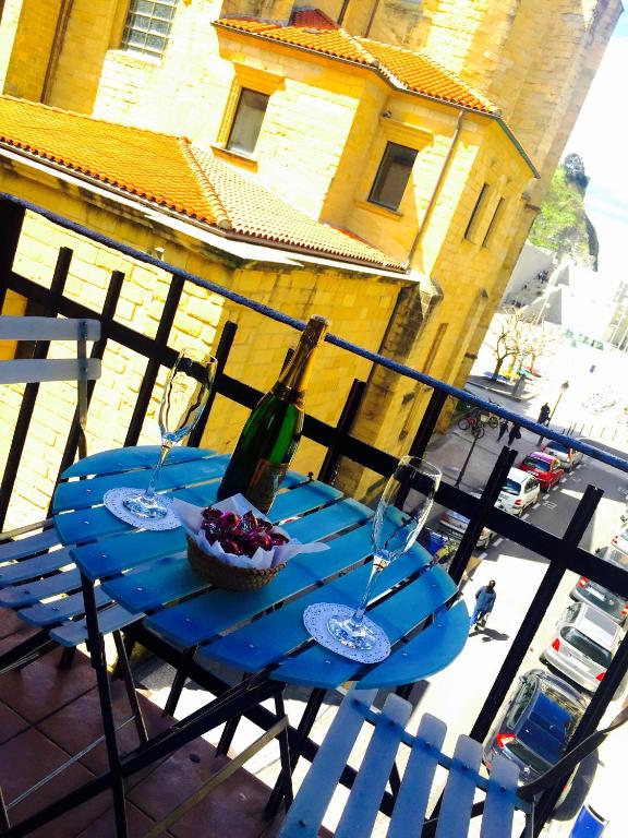 A balcony or terrace at Pensión Ab Domini