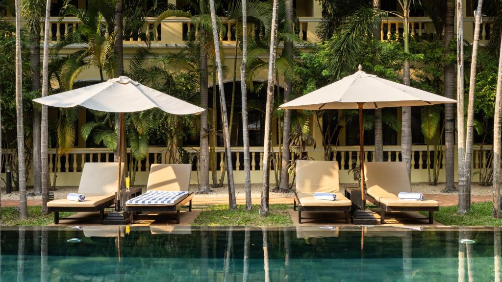 Bazén v ubytování Pavillon d'Orient Boutique Hotel nebo v jeho okolí
