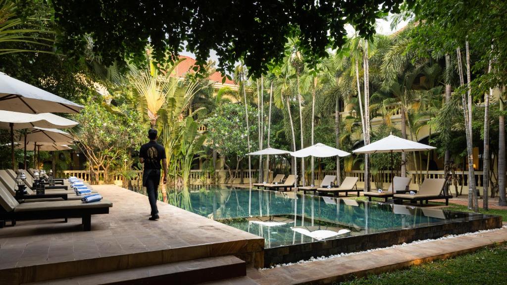Bazén v ubytování Pavillon d'Orient Boutique Hotel nebo v jeho okolí