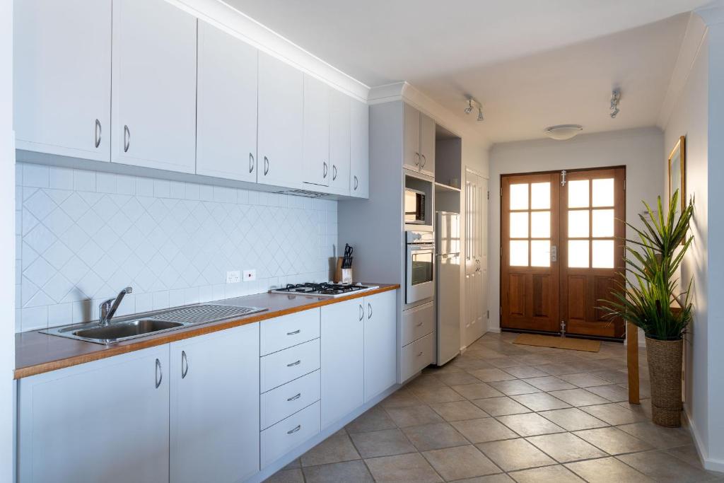Kuchyň nebo kuchyňský kout v ubytování Ocean Views I Private Properties