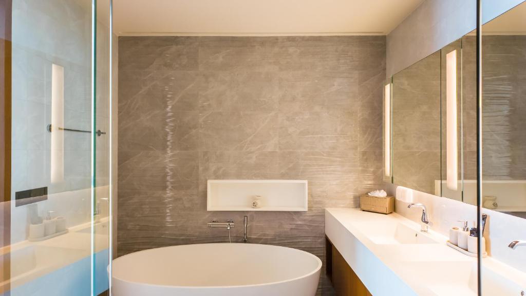 Koupelna v ubytování Angsana Ocean Pearl - Laguna Seaview Penthouse